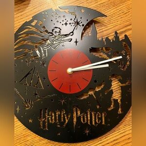 Harry Potter Clock Black & Red Cut Outs Record Open Road Brands Warner Brother